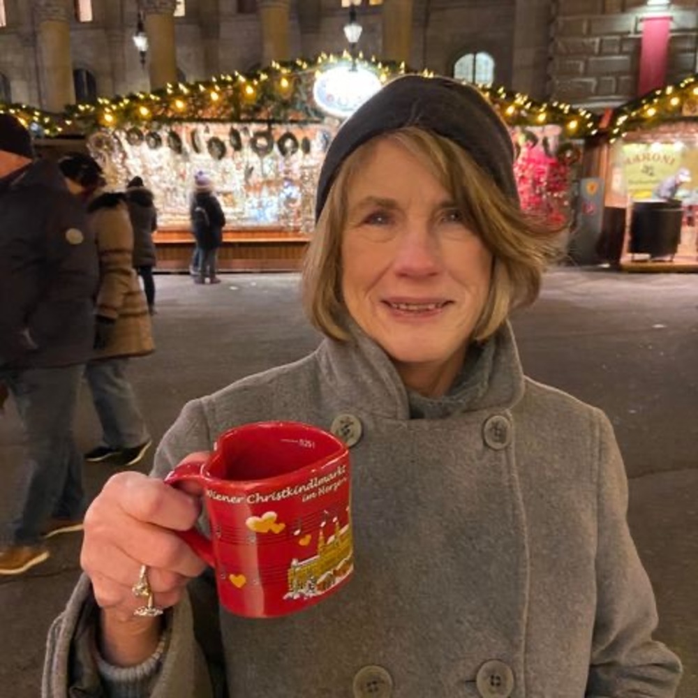Meet your Posher, Peg